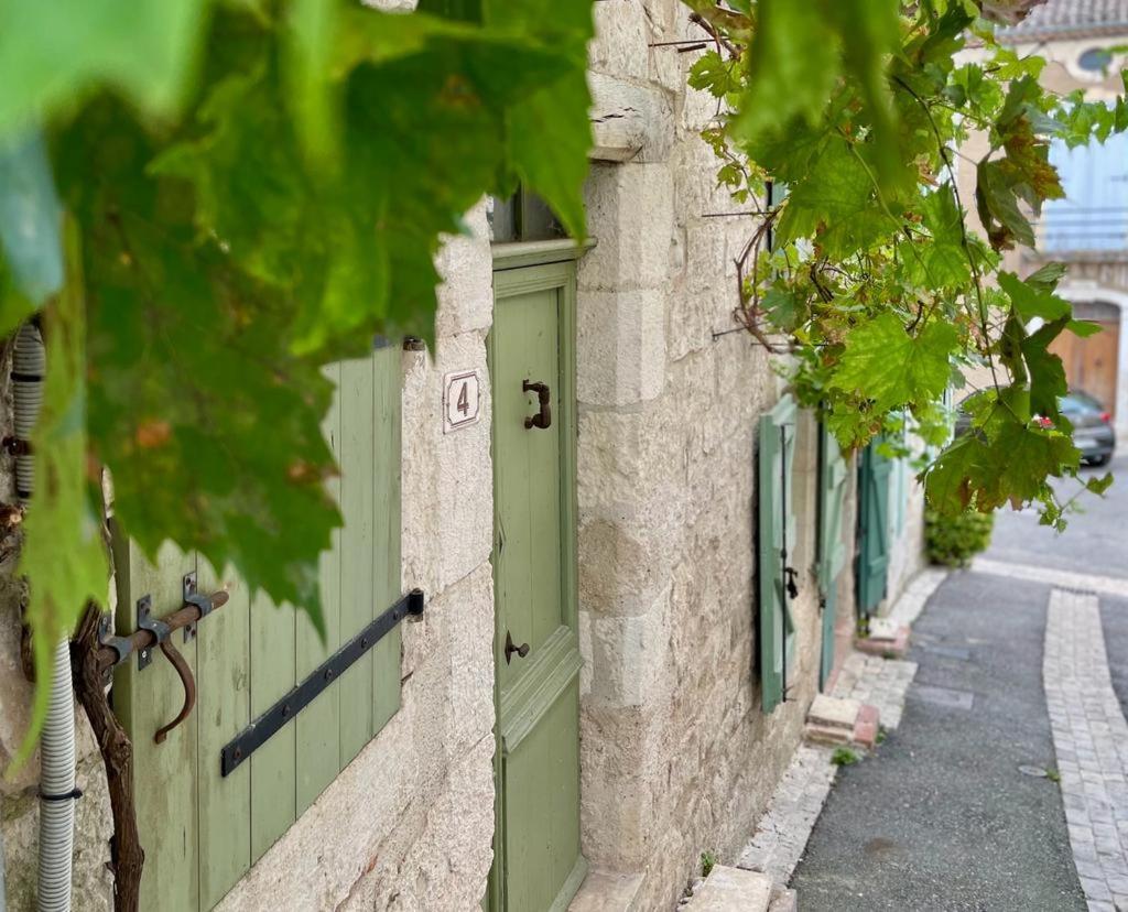 Le Coucou Montcuq Acomodação com café da manhã Exterior foto
